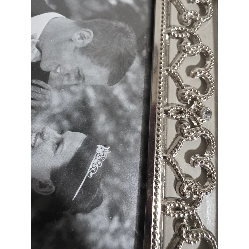 Brand New MALDEN International Designs Heart Wedding Frame 8x10 Photo New in Box